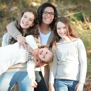 Meet your Posher, Angela